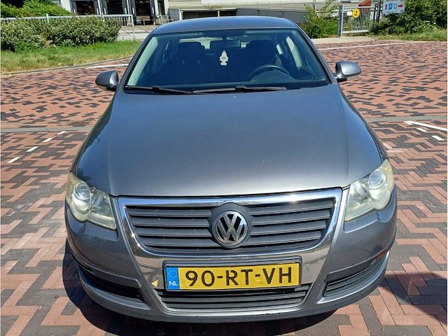 Volkswagen passat - 1.6 fsi trendline, 90-rt-vh - afbeelding 5 van  7