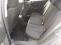 Volkswagen passat - 1.6 fsi trendline, 90-rt-vh - afbeelding 8 van  16
