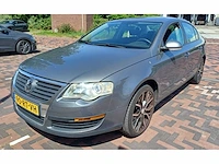 Volkswagen passat - 1.6 fsi trendline, 90-rt-vh