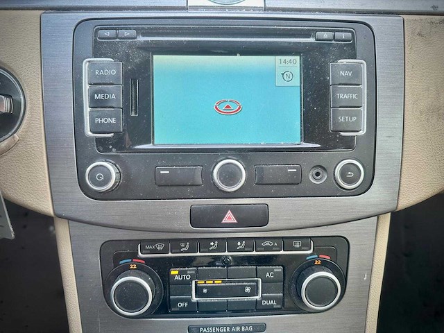 Volkswagen passat 1.4 tsi comfortline bluemotion; 06-sft-6 - afbeelding 3 van  15