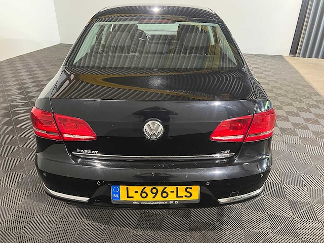 Volkswagen passat 1.4 tsi highl. blm, l-696-ls - afbeelding 13 van  19