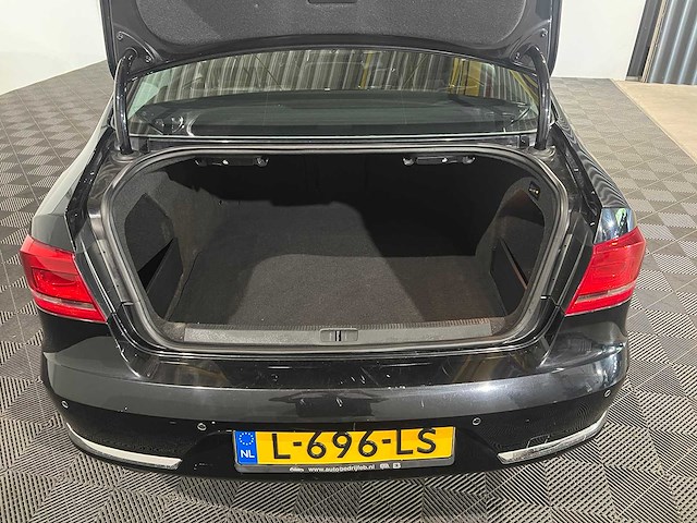 Volkswagen passat 1.4 tsi highl. blm, l-696-ls - afbeelding 14 van  19