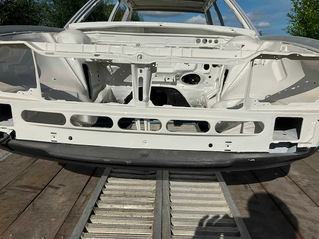 Volkswagen passat 1.6 d oldtimer - afbeelding 3 van  16