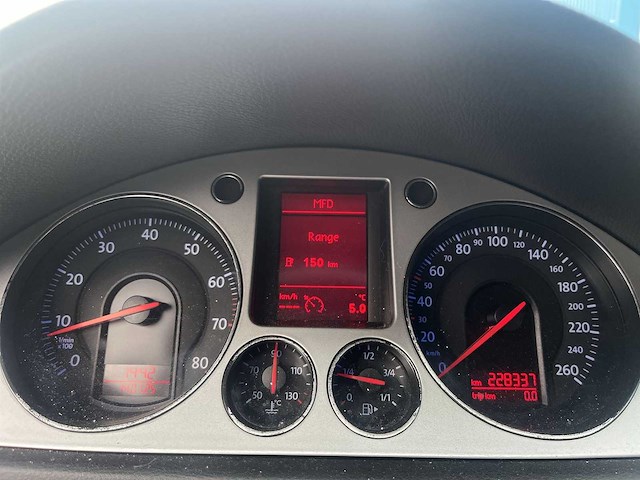 Volkswagen passat 1.8 tfsi comfortline - 2008 | 50-gfh-2 - afbeelding 5 van  26