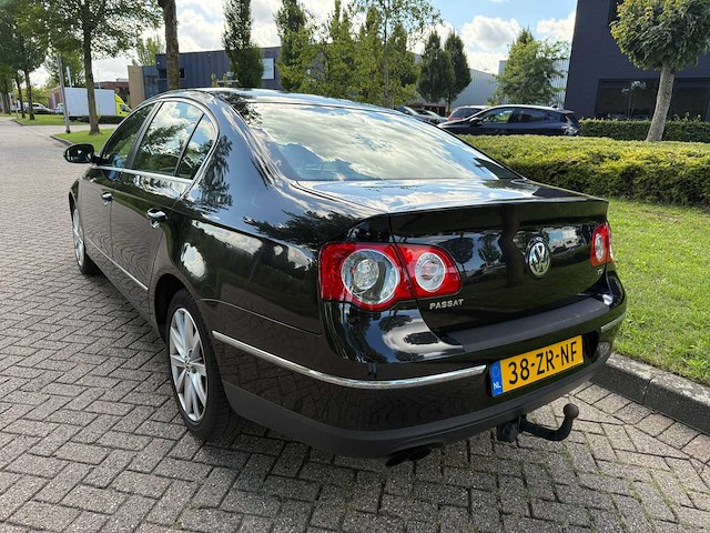 Volkswagen passat 1.8 tfsi comfortline , 38-zr-nf - afbeelding 11 van  16