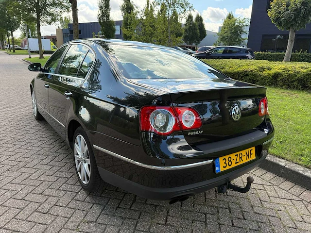 Volkswagen passat 1.8 tfsi comfortline, 38-zr-nf - afbeelding 11 van  17