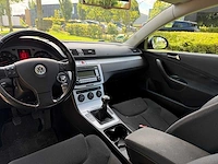 Volkswagen passat 1.8 tfsi comfortline, 38-zr-nf - afbeelding 17 van  17