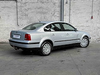 Volkswagen passat 1.9 tdi trendline 90pk 2000, 06-fd-ff - afbeelding 3 van  36