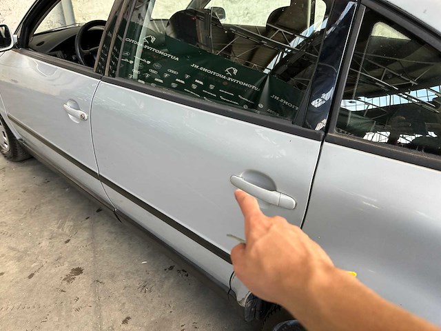 Volkswagen passat 1.9 tdi trendline 90pk 2000, 06-fd-ff - afbeelding 22 van  36