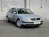 Volkswagen passat 1.9 tdi trendline 90pk 2000, 06-fd-ff - afbeelding 34 van  36