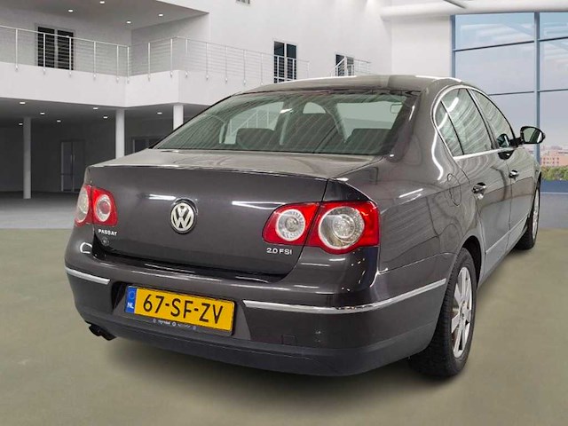 Volkswagen passat 2.0 fsi comfortline, 67-sf-zv - afbeelding 6 van  13