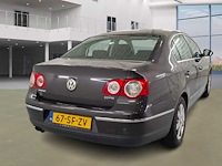 Volkswagen passat 2.0 fsi comfortline, 67-sf-zv - afbeelding 6 van  13