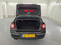 Volkswagen passat 2.0 fsi comfortline, 67-sf-zv - afbeelding 9 van  13