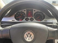 Volkswagen passat 2.0 fsi highline, 17-rk-rf - afbeelding 3 van  17