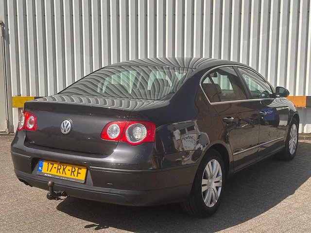 Volkswagen passat 2.0 fsi highline, 17-rk-rf - afbeelding 10 van  17
