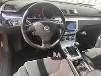 Volkswagen passat 2.0 fsi highline, 17-rk-rf - afbeelding 14 van  17