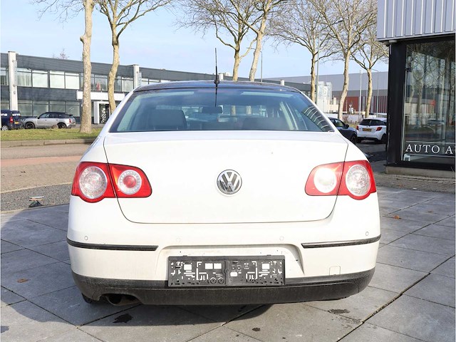 Volkswagen passat b6 1.8 tsi 2010 - afbeelding 22 van  26