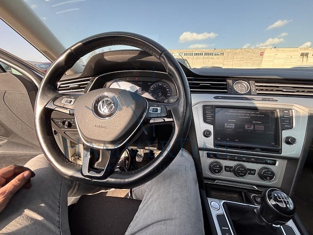 Volkswagen passat sw 1.6 cr tdi comfortline, 2015 - afbeelding 9 van  33
