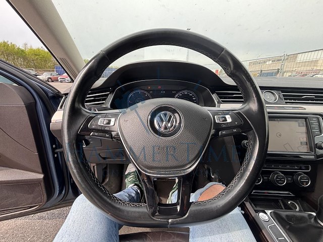 Volkswagen passat sw 2.0 cr tdi scr 4motion highline, 2016 - afbeelding 13 van  38