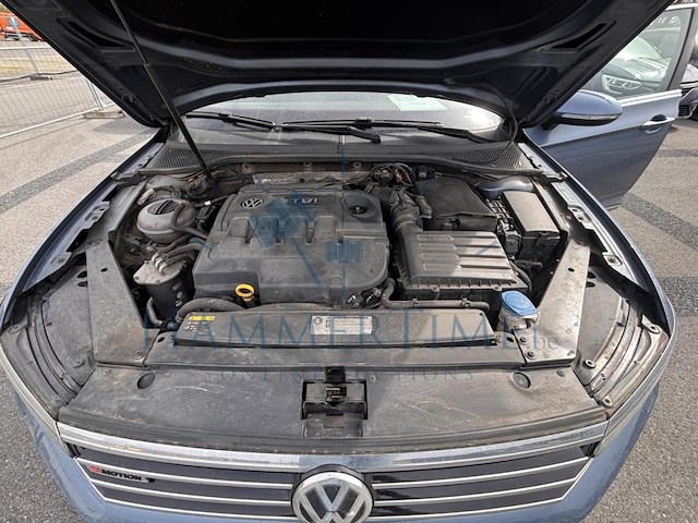 Volkswagen passat sw 2.0 cr tdi scr 4motion highline, 2016 - afbeelding 21 van  38