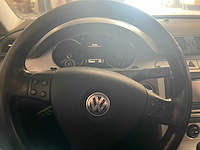 Volkswagen passat variant - 2.0 tdi highline, 95-hsg-6 - afbeelding 4 van  16