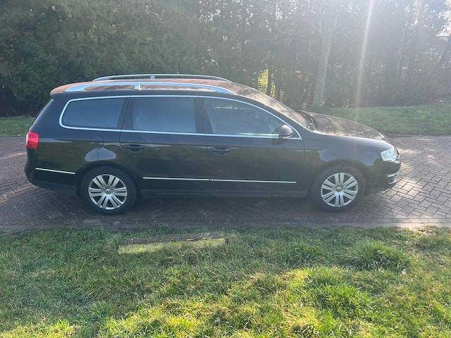 Volkswagen passat variant - 2.0 tdi highline, 95-hsg-6 - afbeelding 18 van  19