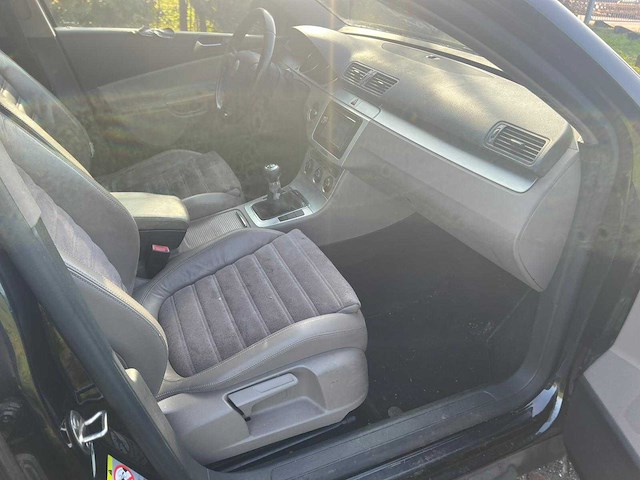 Volkswagen passat variant - 2.0 tdi highline, 95-hsg-6 - afbeelding 10 van  10