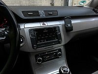 Volkswagen passat variant 1.4 tsi comfl bluemotion 122pk 2010 (origineel-nl), 86-lfp-6 - afbeelding 3 van  34