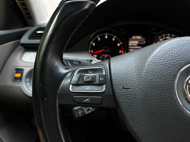 Volkswagen passat variant 1.4 tsi comfl bluemotion 122pk 2010 (origineel-nl), 86-lfp-6 - afbeelding 11 van  60
