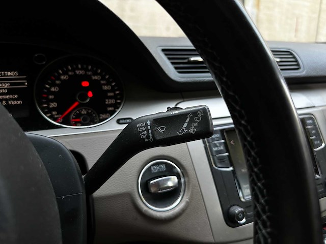 Volkswagen passat variant 1.4 tsi comfl bluemotion 122pk 2010 (origineel-nl), 86-lfp-6 - afbeelding 15 van  60