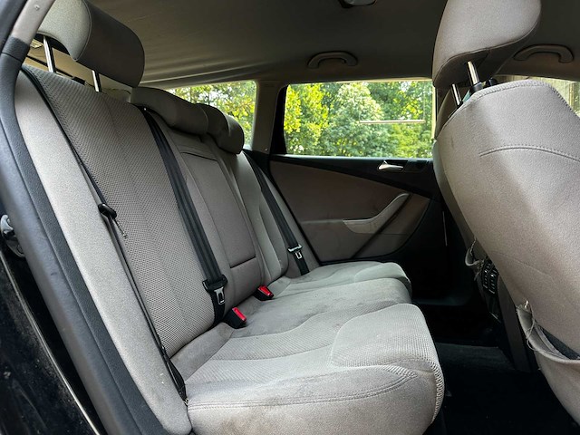 Volkswagen passat variant 1.4 tsi comfl bluemotion 122pk 2010 (origineel-nl), 86-lfp-6 - afbeelding 27 van  60