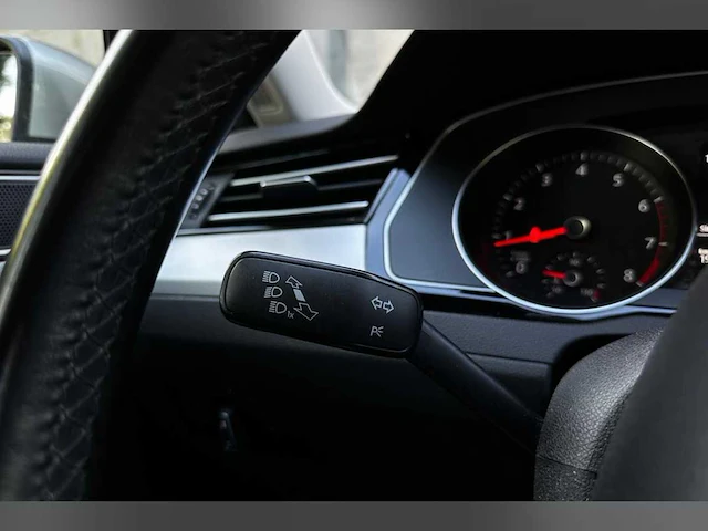 Volkswagen passat variant 1.4 tsi comfortline 125pk 2017 (origineel-nl), nh-840-b - afbeelding 25 van  32