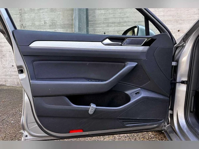 Volkswagen passat variant 1.4 tsi comfortline 125pk 2017 (origineel-nl), nh-840-b - afbeelding 31 van  32