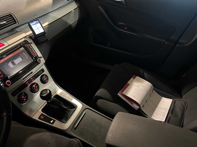 Volkswagen passat variant 1.4 tsi comfortline, 57-gsz-3 - afbeelding 6 van  19