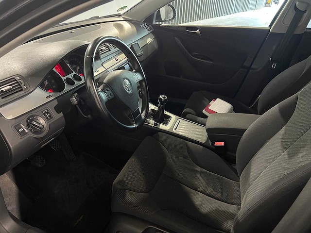 Volkswagen passat variant 1.4 tsi comfortline, 57-gsz-3 - afbeelding 9 van  19