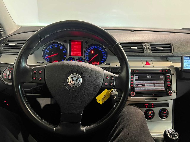 Volkswagen passat variant 1.4 tsi comfortline, 57-gsz-3 - afbeelding 11 van  19
