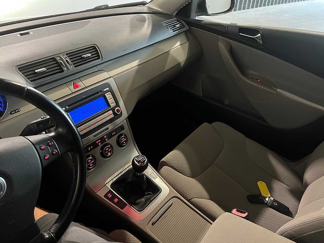 Volkswagen passat variant 1.4 tsi comfortline, 95-zp-xb - afbeelding 15 van  16
