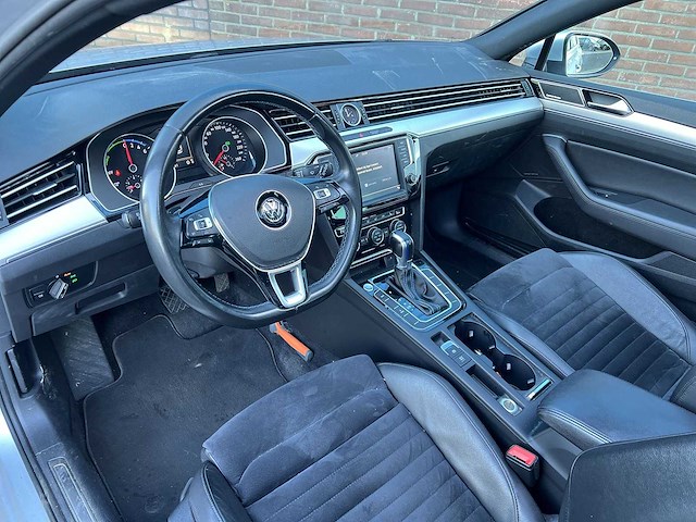 Volkswagen passat variant 1.4 tsi gte highline 2015 | hd-450-b - afbeelding 2 van  38