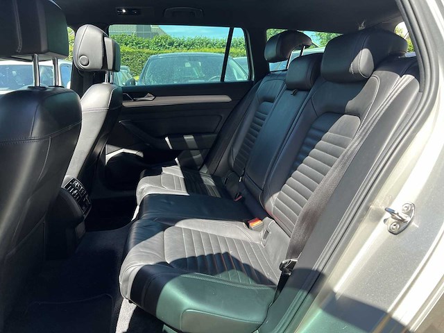 Volkswagen passat variant 1.4 tsi gte highline 2015 | hh-483-v - afbeelding 25 van  34