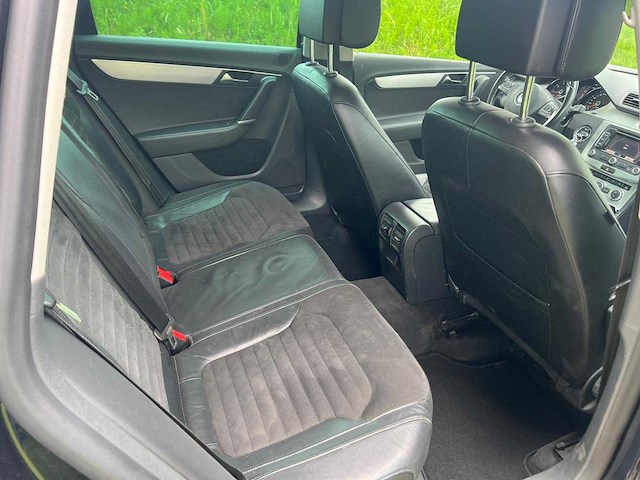 Volkswagen passat variant 1.4 tsi highl. blm automaat; 55-tfd-3 - afbeelding 7 van  10