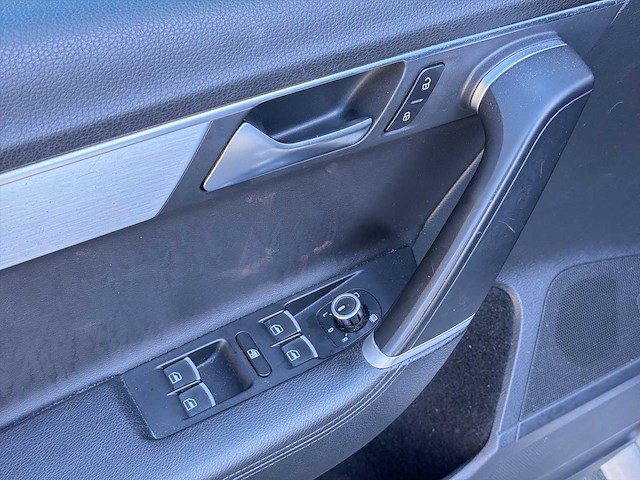 Volkswagen passat variant 1.4 tsi highline blue motion 2012 | 71-thx-9 - afbeelding 4 van  31