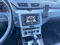 Volkswagen passat variant 1.4 tsi highline blue motion 2012 | 71-thx-9 - afbeelding 15 van  31