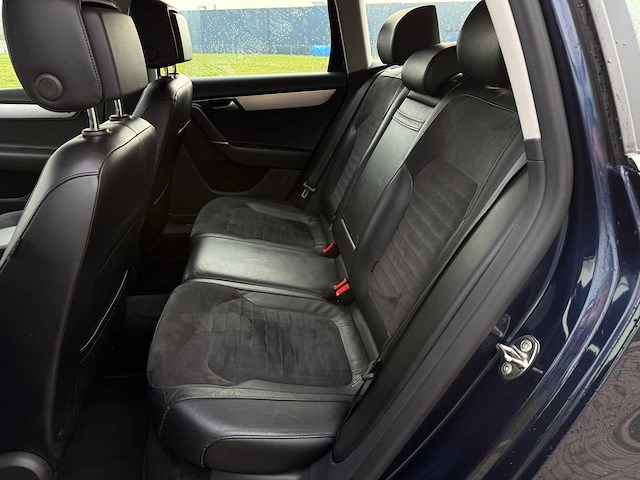 Volkswagen passat variant 1.4 tsi highline bluemotion automaat; 93-snv-1 - afbeelding 18 van  18