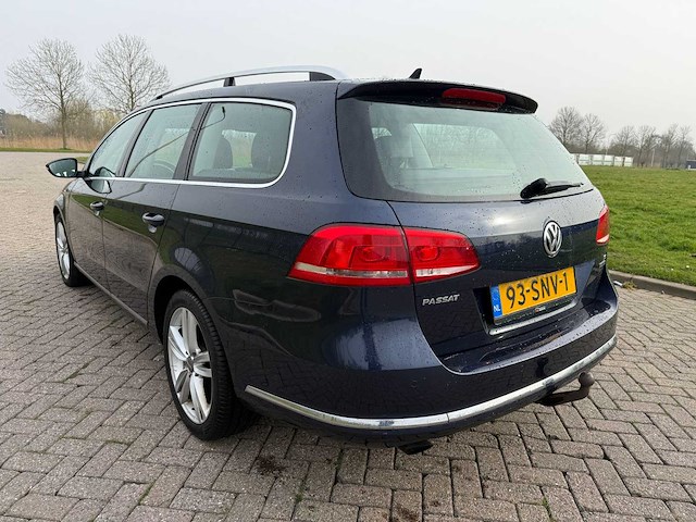 Volkswagen passat variant 1.4 tsi highline bluemotion automaat; 93-snv-1 - afbeelding 12 van  18