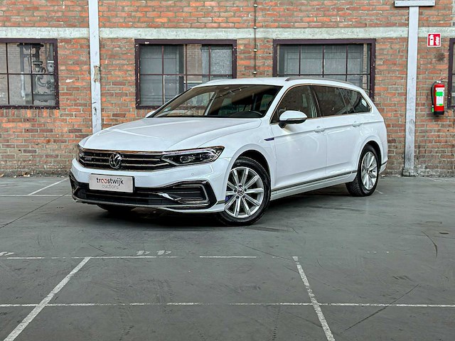 Volkswagen passat variant 1.4 tsi phev gte business 156pk 2021 (origineel-nl+1e eigenaar), k-814-xg - afbeelding 1 van  42
