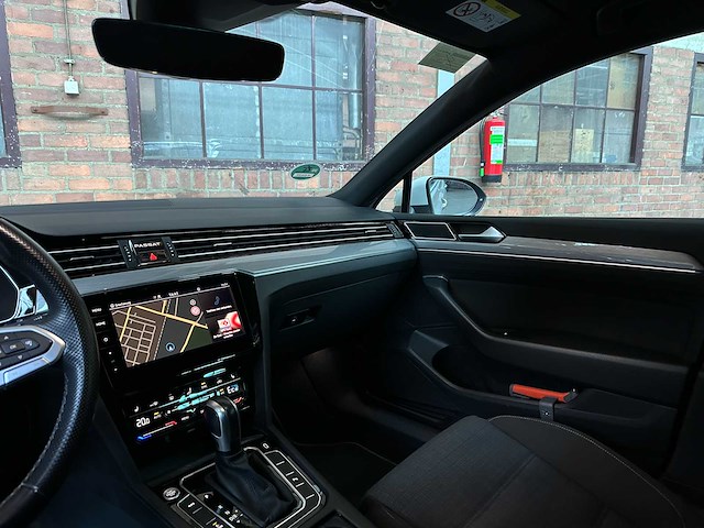 Volkswagen passat variant 1.4 tsi phev gte business 156pk 2021 (origineel-nl+1e eigenaar), k-814-xg - afbeelding 14 van  42