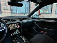 Volkswagen passat variant 1.4 tsi phev gte business 156pk 2021 (origineel-nl+1e eigenaar), k-814-xg - afbeelding 14 van  42