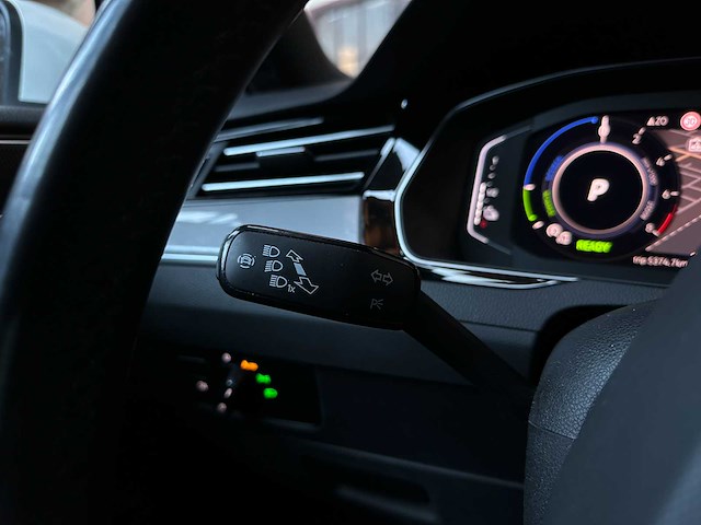 Volkswagen passat variant 1.4 tsi phev gte business 156pk 2021 (origineel-nl+1e eigenaar), k-814-xg - afbeelding 19 van  42