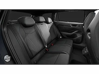 Volkswagen passat variant 1.5 ehybrid 272pk automaat 2025 garantie 2030 - afbeelding 5 van  38