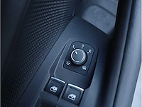 Volkswagen passat variant 1.5 ehybrid phev 272pk automaat 2025 hybride benzine garantie 2030 - afbeelding 36 van  80